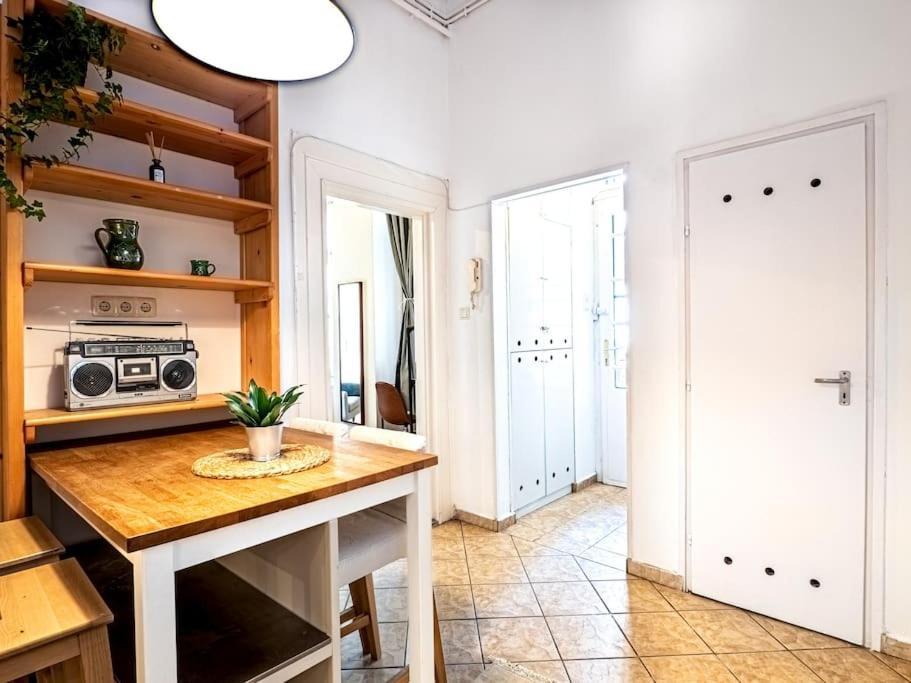 Sunshine Apartment - With Garage Budapest Eksteriør billede